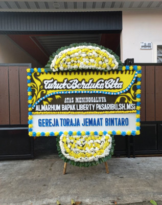 Papan Bunga Duka di Serdang Kulon