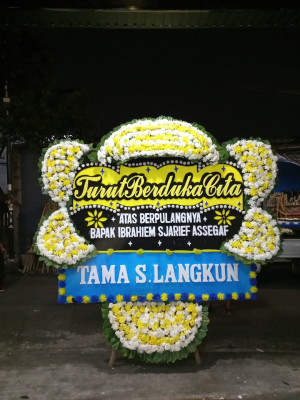 Papan Bunga Duka di Serdang Kulon