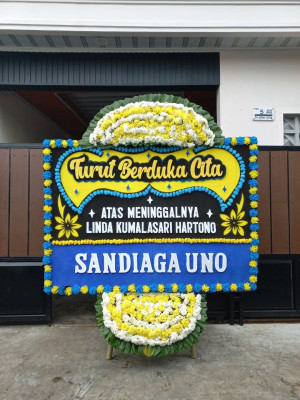Papan Bunga Duka di Serdang Kulon
